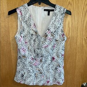 White House Black Market Floral eyelet Peplum Sleeveless Top Size 0 business
